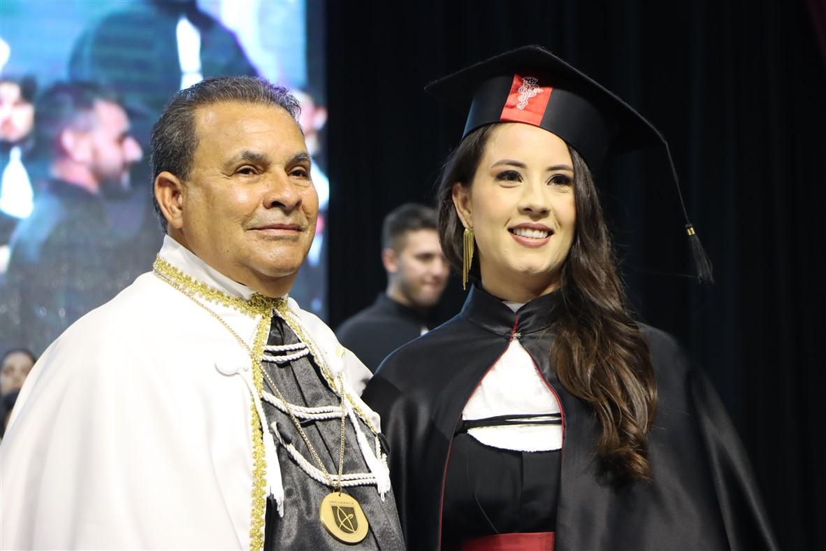 Cerimônia de formatura Uniguairacá